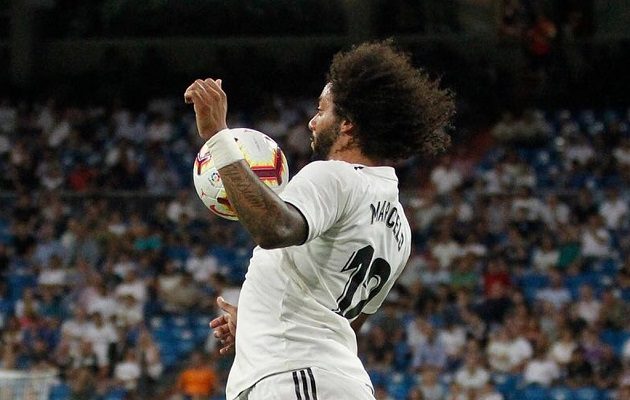 Marcelo trata de aclarar su situación.