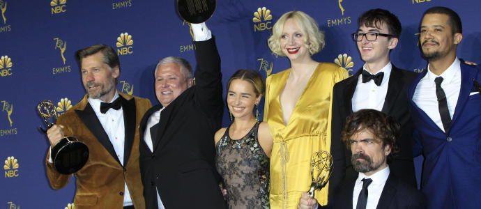 Tras ausentarse en 2017 de los Emmy por el retraso de su séptima temporada, 'Game of Thrones' regresó por la puerta grande y sumó su tercer Emmy a la mejor serie dramática tras los de 2015 y 2016.