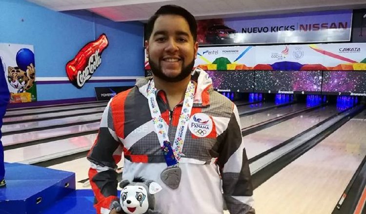 Donald Lee confesó que su gran ídolo es su papá, del mismo nombre, pues gracias a él puede jugar este deporte. Cortesía