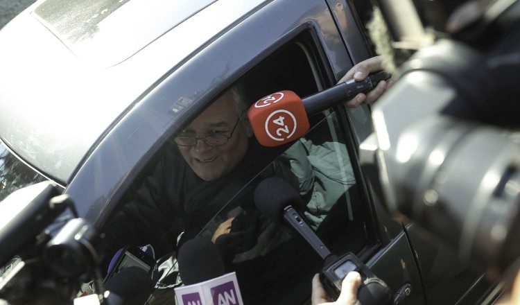 El obispo de la diócesis de la ciudad de Chillán, Carlos Pellegrín Barrera. EFE