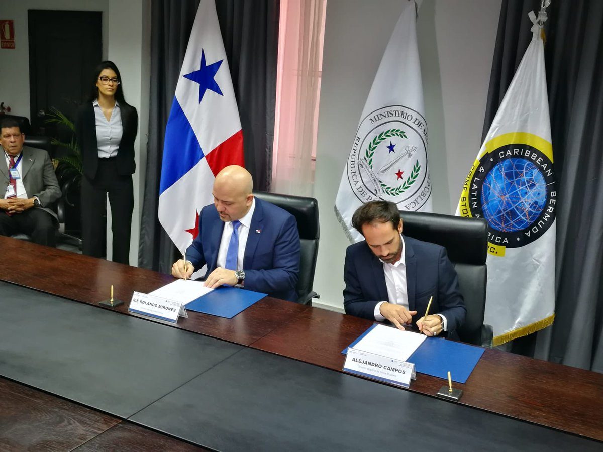 El acuerdo fue firmado entre el ministros de Seguridad Rolando Mirones y  Alejo Campos en representación de CSI. 