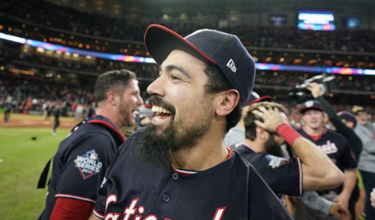 Anthony Rendon pegó batazos importantes para los Nacionales. Foto AP