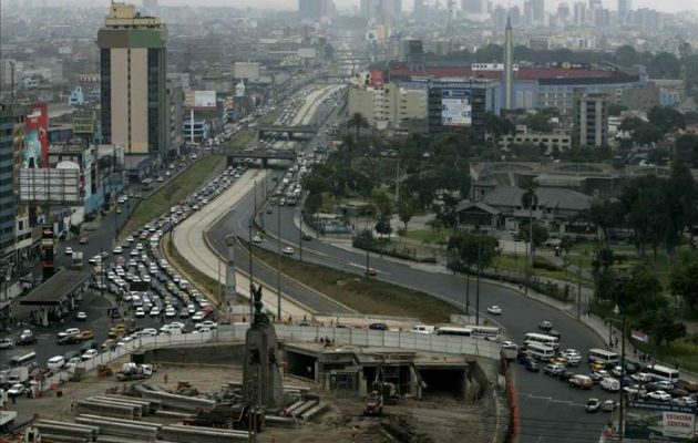 María Alva indicó que lo que Perú tiene como "margen de maniobra" es la inversión pública.