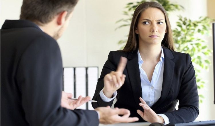 Las personas deben olvidarse de estar complaciendo a todo el mundo y deben tener claro que el decir "no', no te hará una persona mala", señala la psicóloga Yadira Bernal.