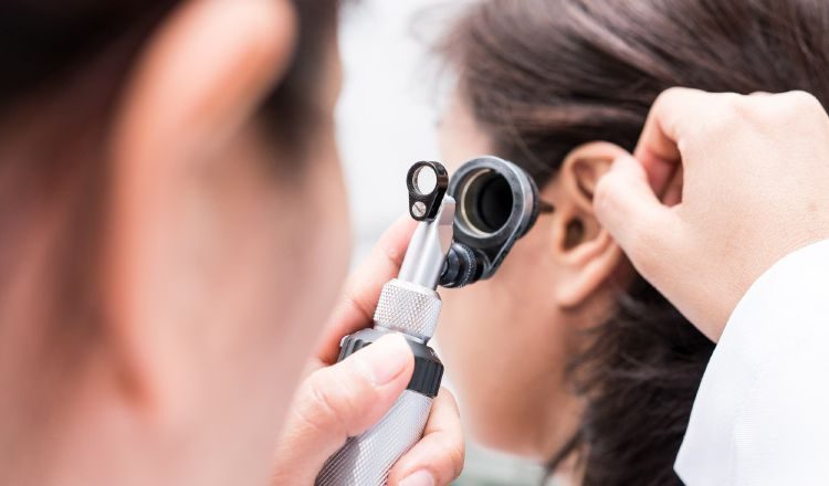 Cuidar la exposición a ruidos podría evitar problemas de discapacidad auditiva. Foto: Pixabay