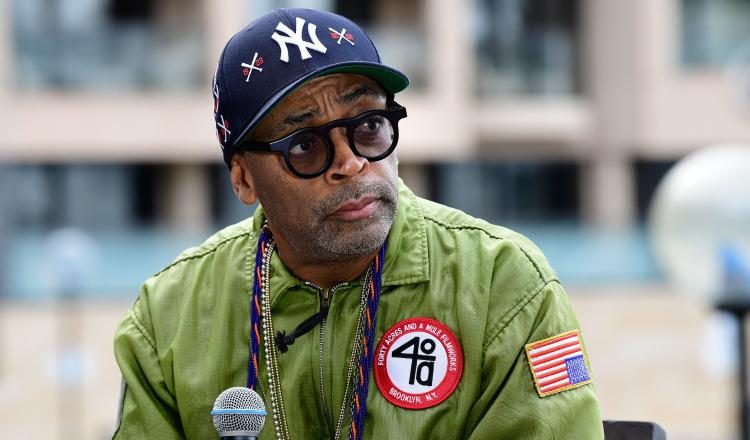 La fundación describe a Spike Lee como original e icónico. 
