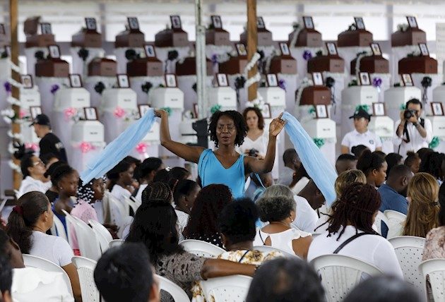 El líder también habla de una "reconfiguración del conflicto", pues donde antes estaba la desmovilizada guerrilla de las FARC ahora está el ELN, mientras que el lugar de las AUC lo ocupa el Clan del Golfo.