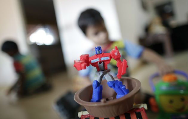 Niños juegan en una de las Aldeas Infantiles SOS.