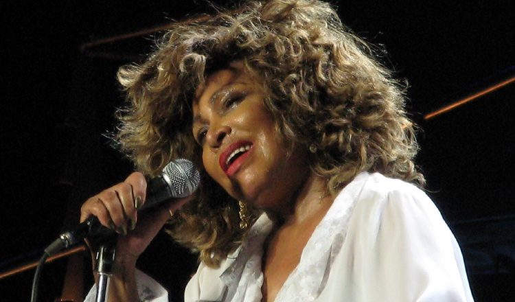 Tina Turner, cantante y actriz. Ha resistido las embestidas de la vida.