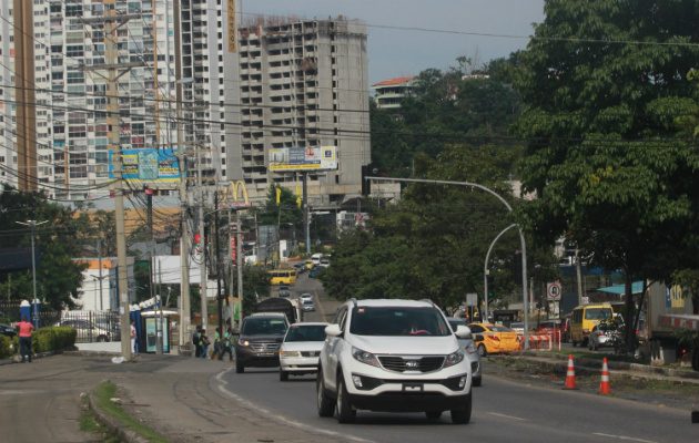 Autoridades buscan ampliar de cuatro a seis carriles en la vía Ricardo J. Alfaro/Archivo