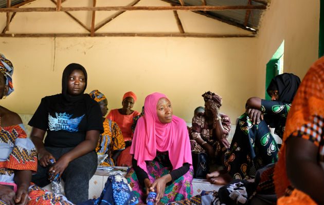 Diez años después de arrestos, residentes de Sintet testifican sobre cacerías de brujas ordenadas por expresidente. Foto/ Julie Turkewitz.
