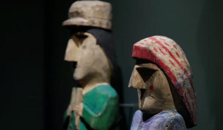 Tallas de madera que representan los Nussus como protección espiritual de la comarca Guna Yala. EFE/Bienvenido Velasco