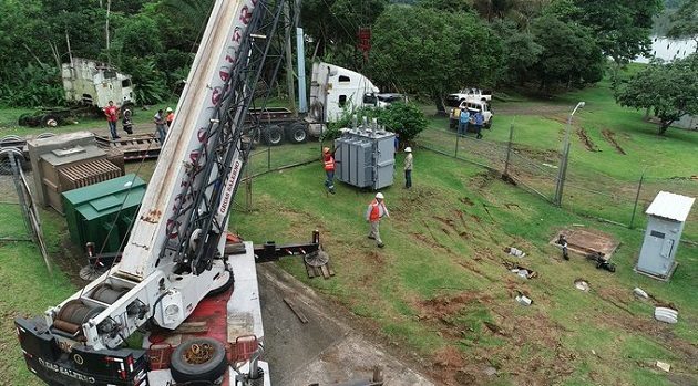 Cambio de transformador en planta Laguna Alta, Panamá Oeste. Foto/Cortesía