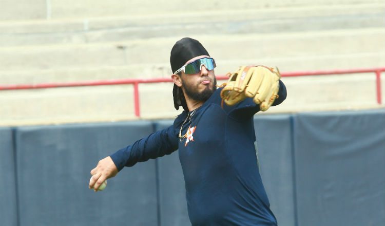 Jonathan Araúz jugaba en Probeis Foto Anayansi Gamez