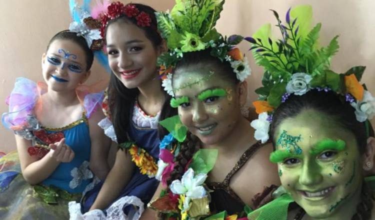 "Las Princesitas Mandonas", deleitarán a chicos y grandes el 14 y 15 de diciembre en Teatro ABA. Es una producción de Teatro Tía Dora. Foto: Cortesía. 