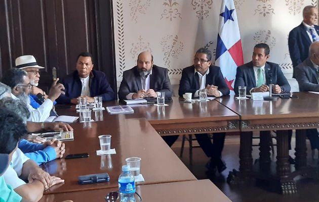 Reunión en el Ministerio de Gobierno. Foto/ Francisco Paz