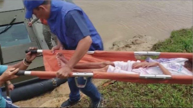 Las autoridades hallaron en una remota población peruana a la mujer de origen colombiano de 40 años y a sus hijos que duraron perdidos 34 días en la selva amazónica, informó este domingo la Armada colombiana.