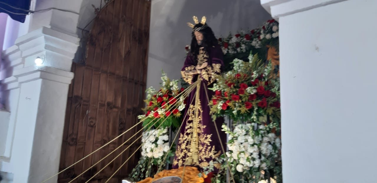 El Jesús Nazareno llena de fe y esperanza a los feligreses. Melquíades Vásquez