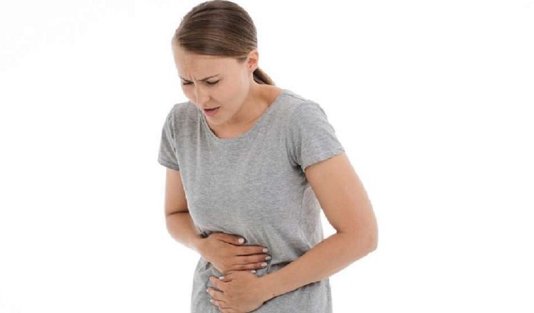 Calambres abdominales pueden anunciar un episodio diarreico.