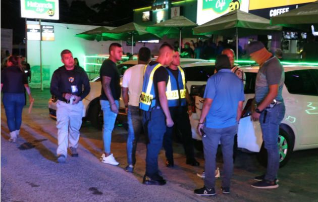 Inspectores de Migración realizaron los operativos.