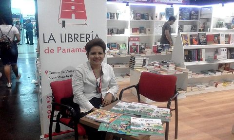 Telsy Sánchez, escritora, productora y promotora cultural. Ellas les da tips para que no se aburran en la cuarentena por el coronavirus. Foto: Cortesía