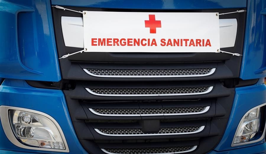El número de pacientes en cuidados intensivos es de 4.575 (un 9,84 por ciento más, otra cifra que tiende a la estabilización).