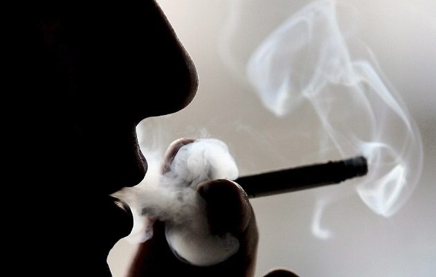 No fumar está entre las medidas recomendadas para evitar el COVID-19.