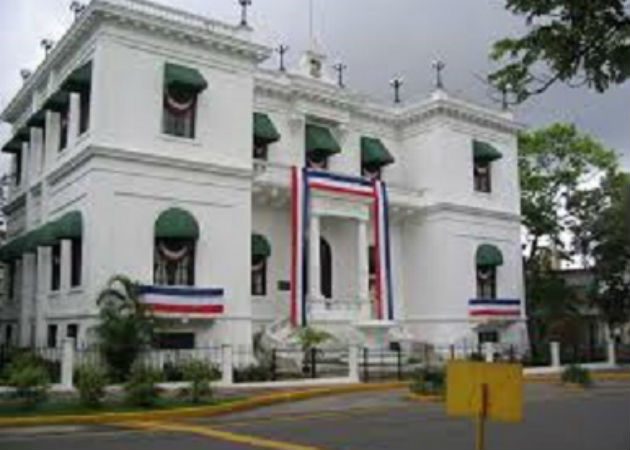 "Las consultas al público en general serán absueltas, solamente, a través de la línea telefónica 512 7247". Foto.: Archivo.