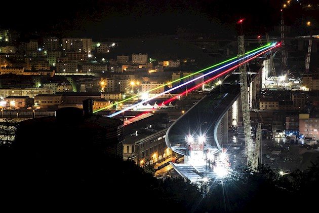 El programa de reapertura tendrá "una huella nacional, ya que debe ofrecer una reorganización de los métodos de prestación de servicios de trabajo, un replanteamiento de los modos de transporte, nuevas reglas para las actividades comerciales",