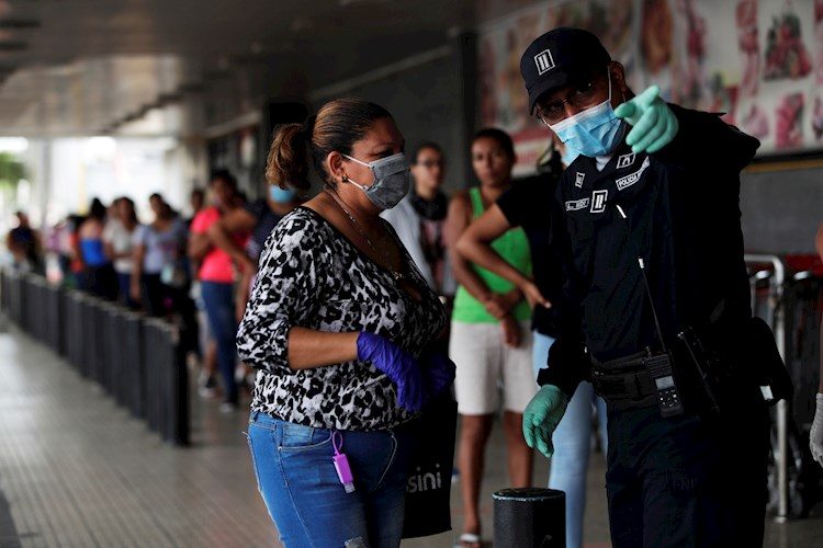 Las medidas de movilidad en la provincia de Panamá  y Panamá Oeste,  de acuerdo a sexo y número de cédula es una medida de carácter temporal.