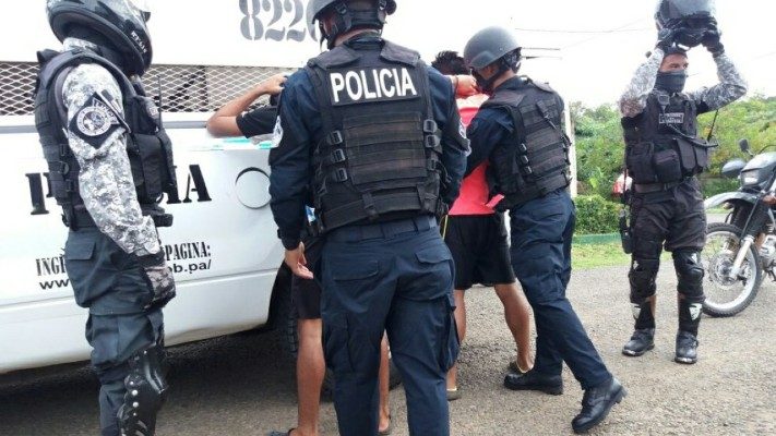 Tras algunas diligencias realizadas por el Ministerio Público en conjunto con unidades de la Poonal licía Nacise dio con a captura de estos cuatro sujetos presuntos responsables del hecho.