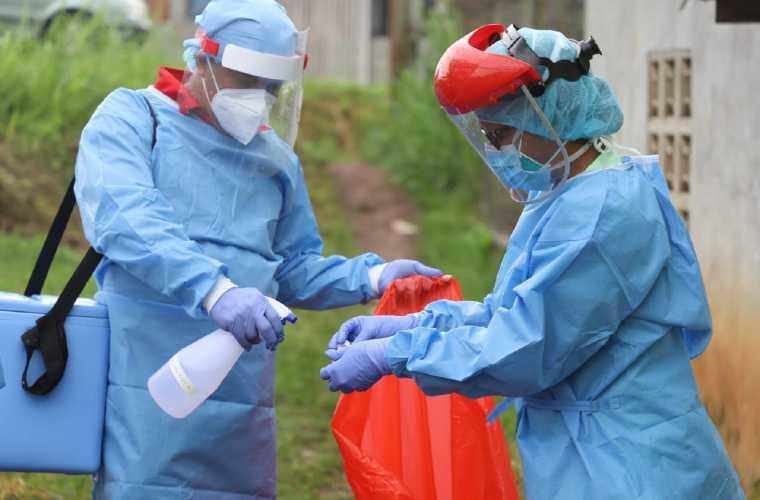 La cifra de  muertes por COVID-19 ya está cerca a las 900 y el infectólogo Javier Nieto hace una serie de recomendaciones.