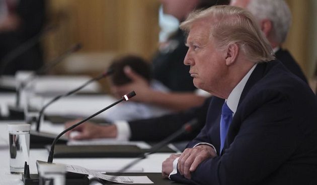 Desde mediados de marzo, el Congreso y Trump han aplicado medidas de estímulo. EFE