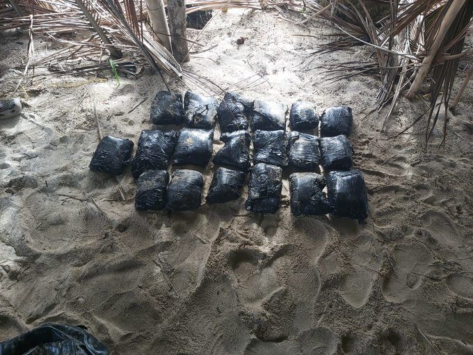 Mediante la "Operación Fénix" las autoridades detectaron un punto de entrega de droga en la Isla Pepsidug en la Comarca Guna Yala.
