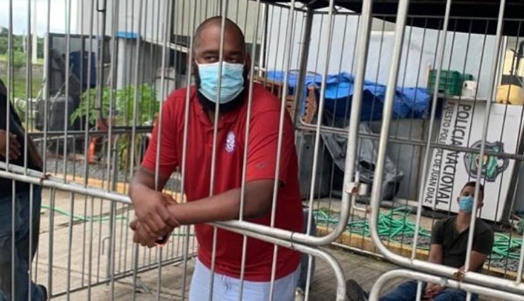 Carlos Alba Rivera "Chombolín".