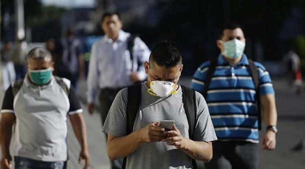La institución financiara mantiene su proyección de una caída. EFE