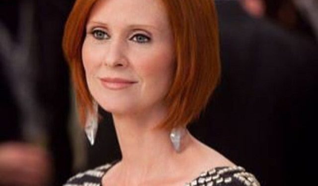 Cynthia Nixon se enfrentó por segunda ocasión al cáncer de mama, su madre padeció la enfermedad. Foto: Instagram