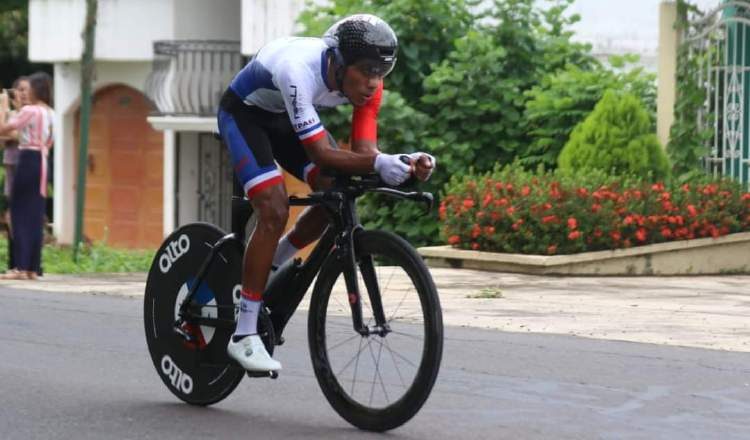 Christopher Jurado con una actuación aceptable en el giro guatemalteco. Foto:Fepaci