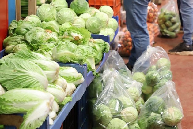 Comerciantes y productores se culpan mutuamente del alza de los precios de los distintos rubros y en  el medio de esta problemática  el consumidor,  sigue siendo el más afectado. Foto/Mida