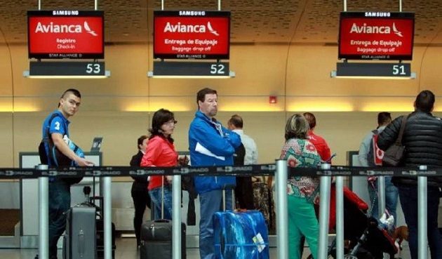 Avianca Holdings genera más de 21.000 empleos directos e indirectos en América Latina. EFE