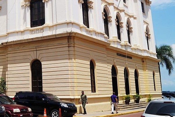 El Director de la DRAC señaló que toda actividad que viole las normas establecidas deben ser sancionados los responsables.