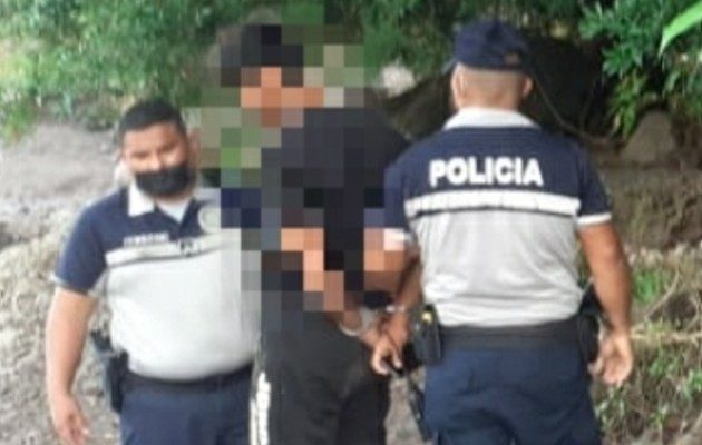 Los ciudadanos aprehendidos fueron remitidos al Juez de Paz Municipal del lugar para los trámites y sanciones correspondientes.