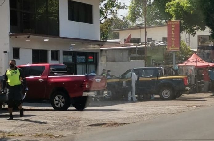 La Policía Nacional y el Ministerio Público acudieron al lugar del hallazgo. Foto: José Vásquez