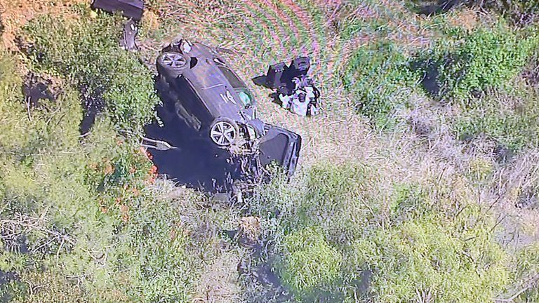 Automóvil donde viajaba el golfista Tiger Woods. Foto: Tomada de Infobae