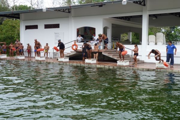 Al finalizar esta actividad, la academia otorgará la certificación a cada participante que logre aprobar con un rendimiento mínimo del 80% y un 100% en asistencia. 