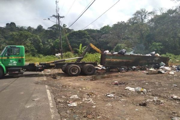 Chagres, al igual que el resto de los distritos en la provincia de Colón, no cuentan con un relleno sanitario.