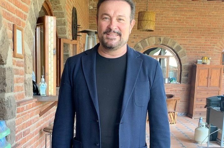 Arturo Peniche. Instagram