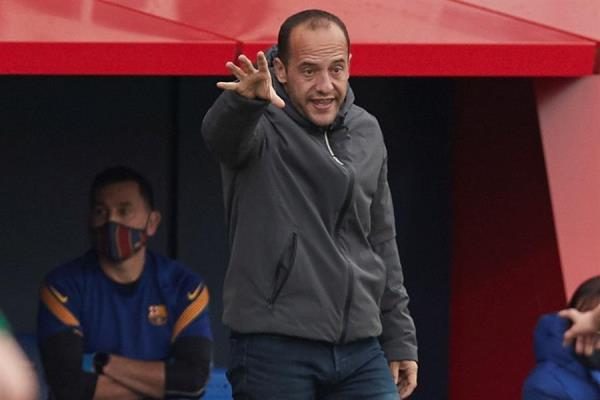 El entrenador del FC Barcelona, Lluís Cortés.