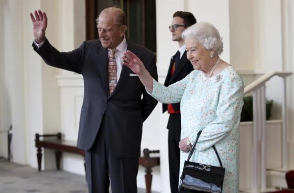 Reina Isabel II y el príncipe Felipe. Archivo
