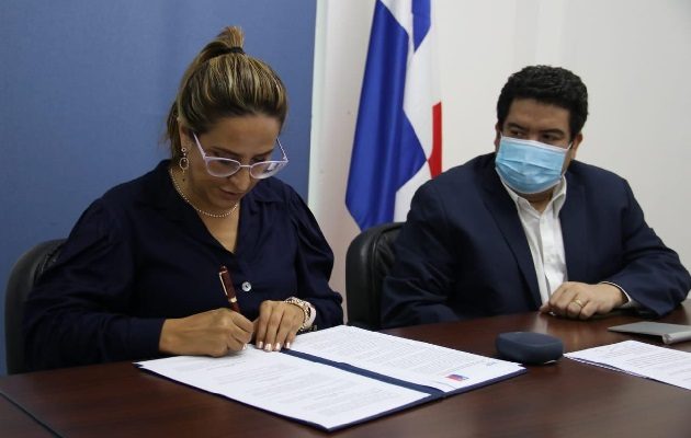El memorándum de entendimiento entre Panamá y Chile sobre pesca ilegal tiene una duración de cinco años. Foto: Cortesía Arap